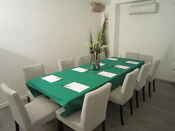 Accademia Hotel *